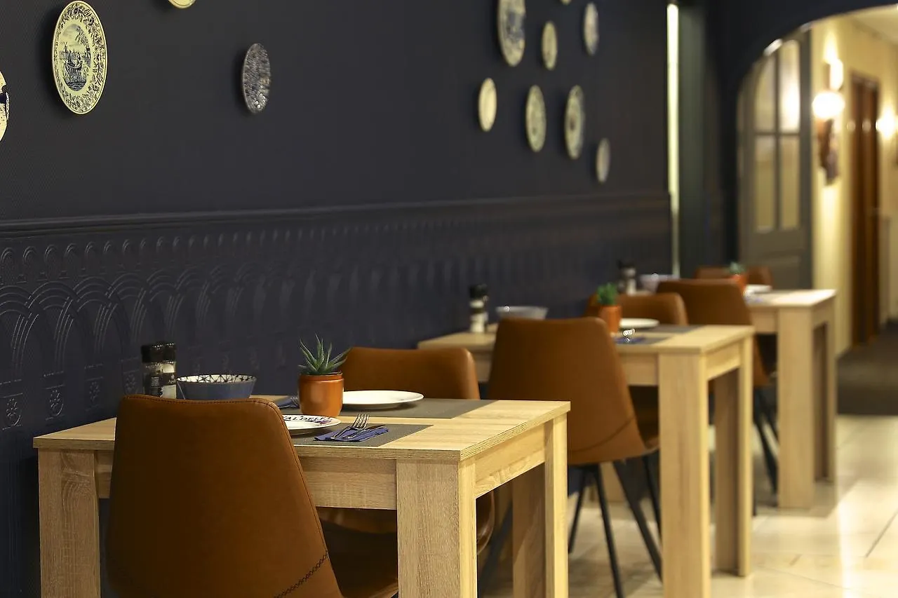 Hotel De Koophandel Delft 3*,